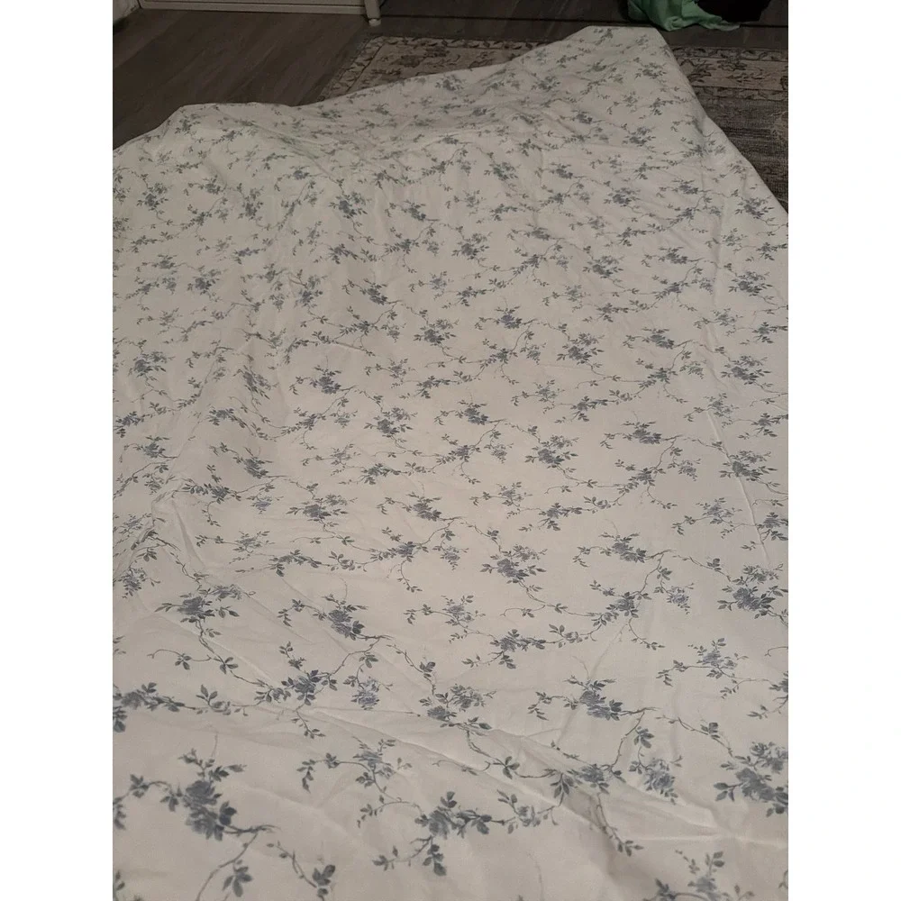 Simply Shabby Chic Reversible Batik Indigo Full/Queen Blue Floral Duvet Cover